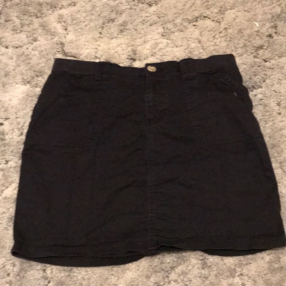 black shirt